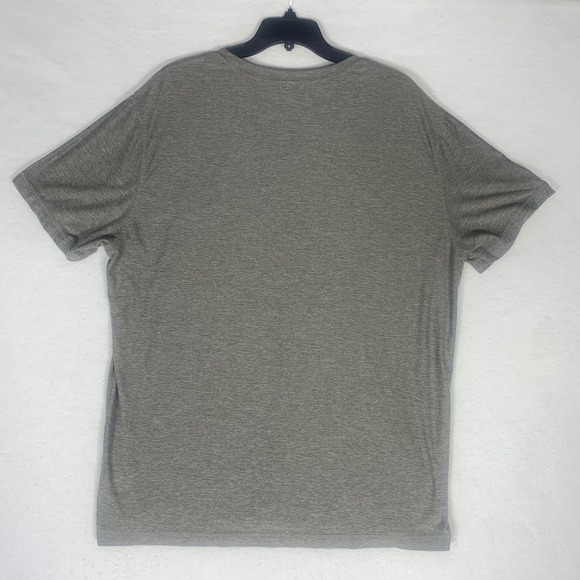 Vuori Strato Tech Tee Shirt Mens XL Heather Gray Performance Short Sleeve Gym - Picture 4 of 7